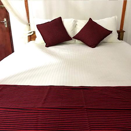 Damith Tourist Inn Mirissa Luaran gambar