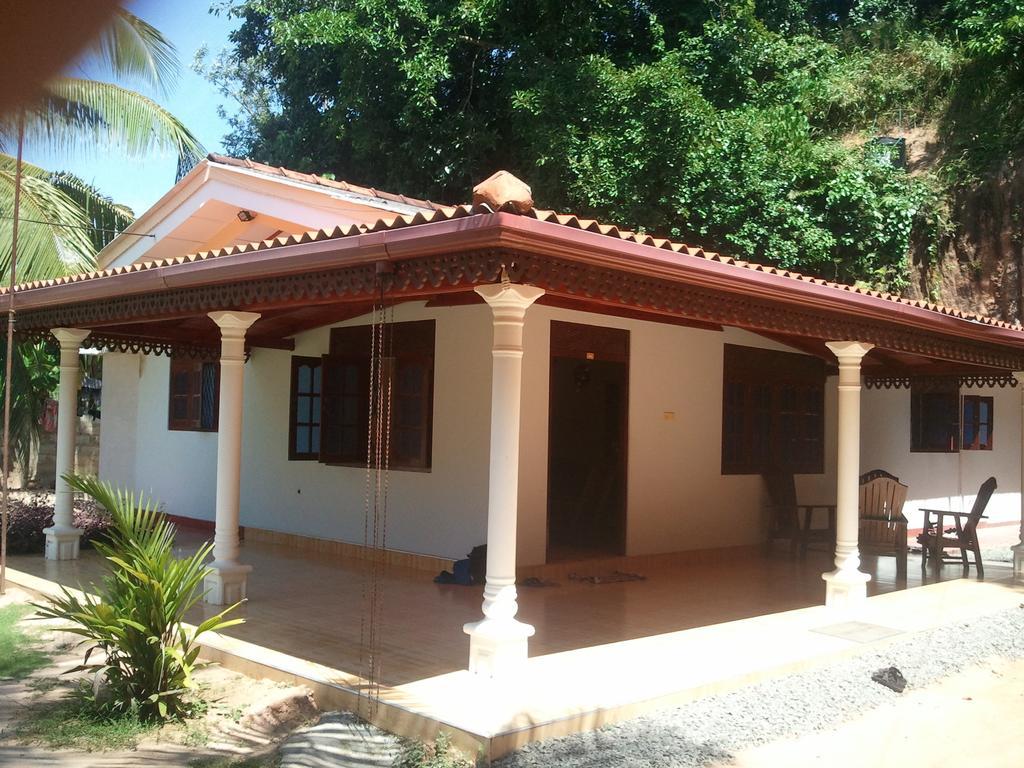 Damith Tourist Inn Mirissa Luaran gambar