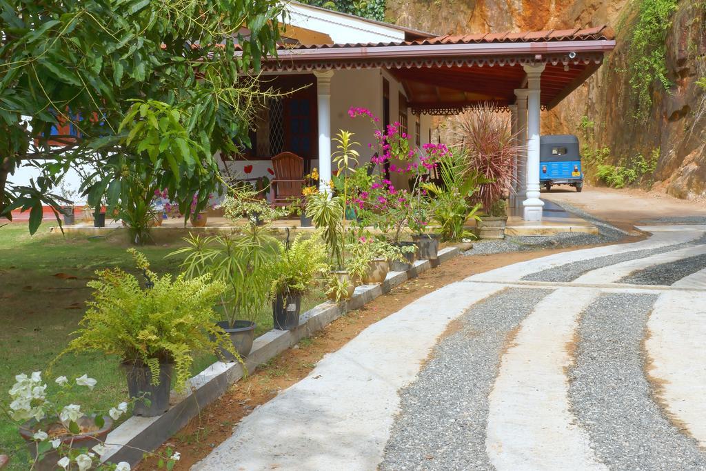 Damith Tourist Inn Mirissa Luaran gambar