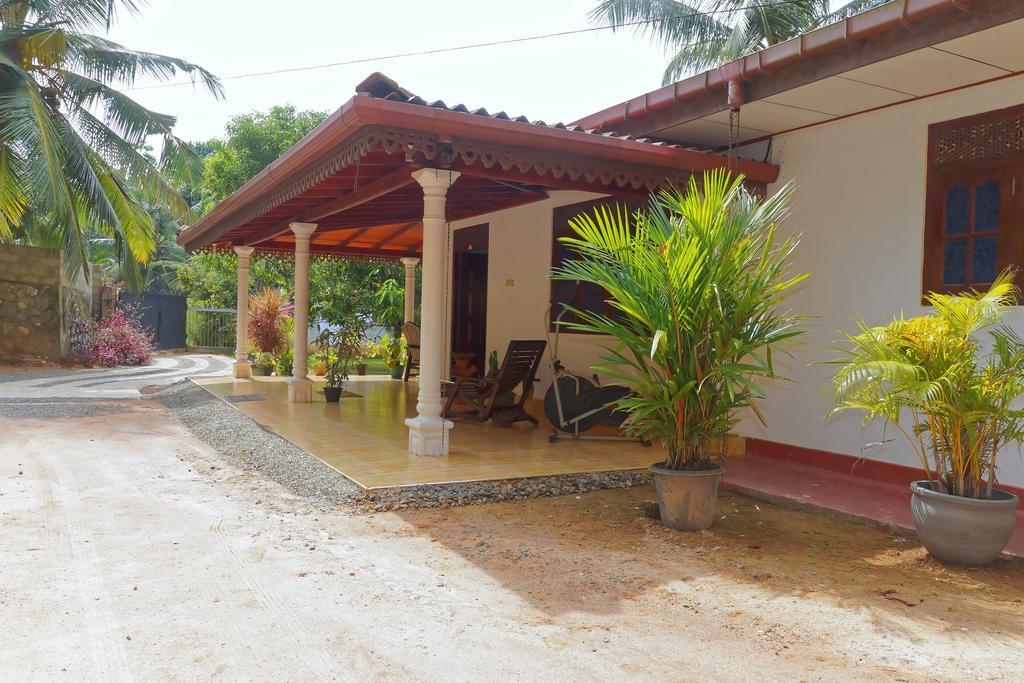 Damith Tourist Inn Mirissa Luaran gambar