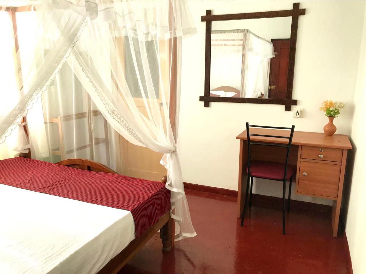 Damith Tourist Inn Mirissa Luaran gambar