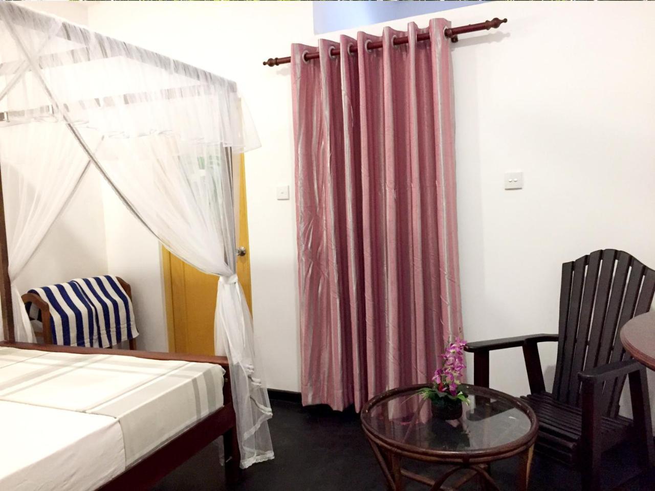 Damith Tourist Inn Mirissa Luaran gambar