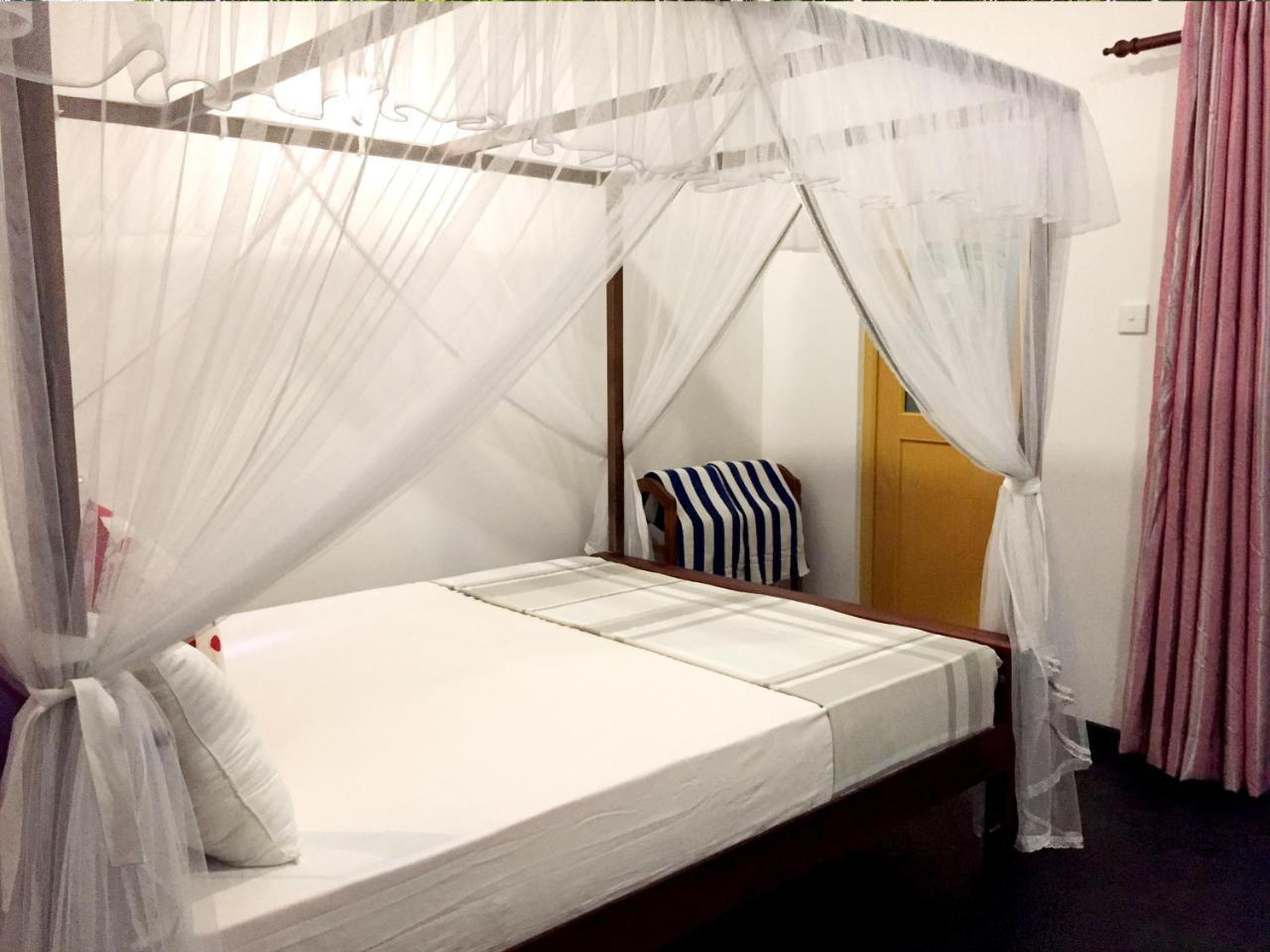 Damith Tourist Inn Mirissa Luaran gambar