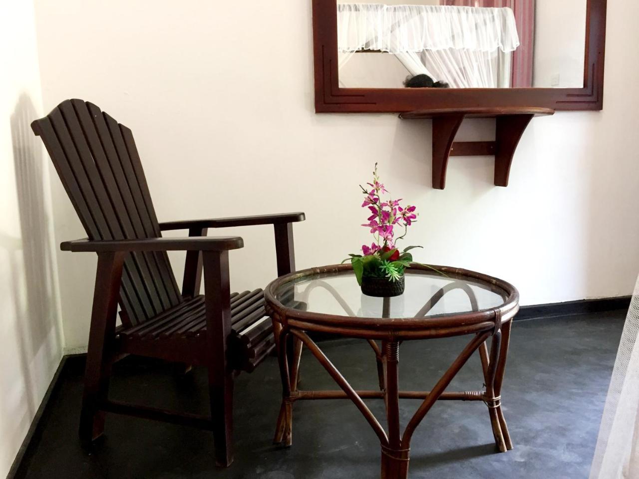 Damith Tourist Inn Mirissa Luaran gambar